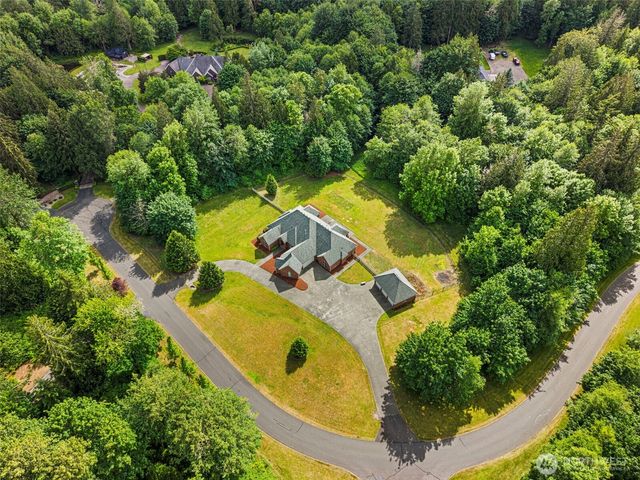 7841 Canterwood Drive SE, Olympia, WA 98513