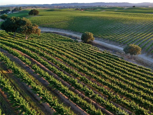 2980 Pleasant Rd, San Miguel, CA 93451