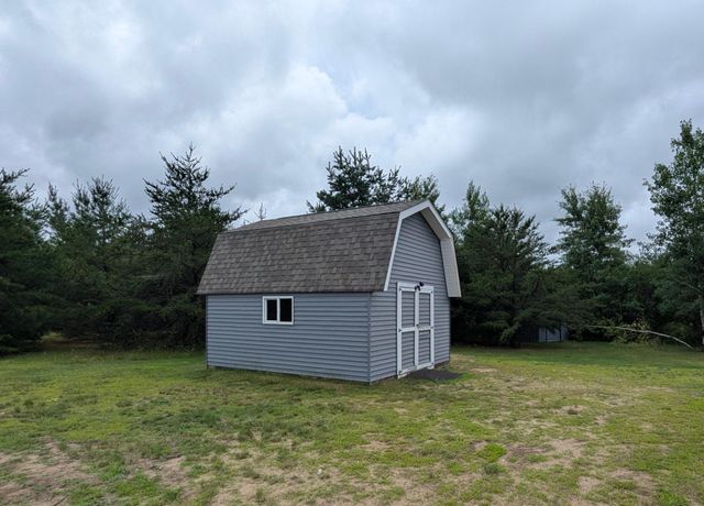 5820 Sullivan Drive NW, Bemidji, MN 56601