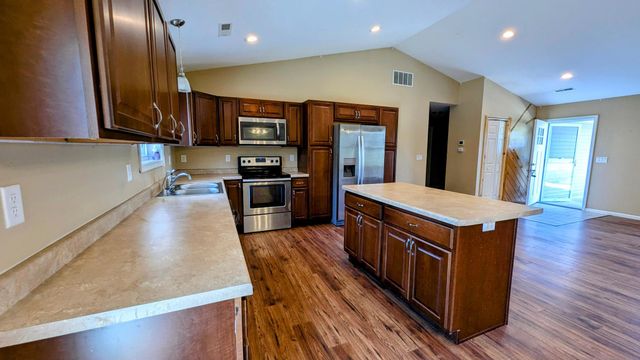 5820 Sullivan Drive NW, Bemidji, MN 56601