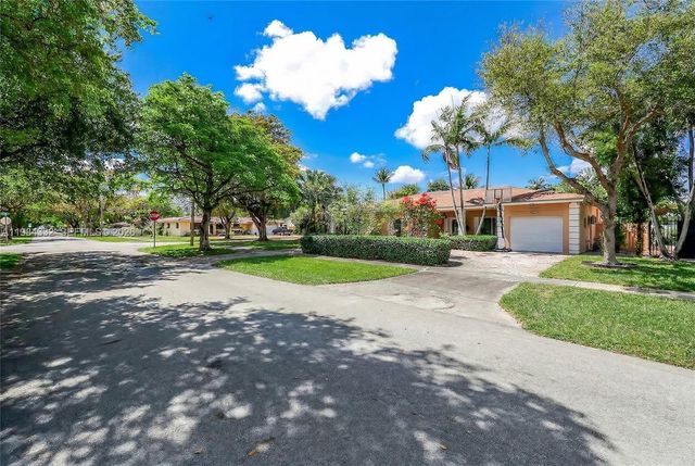 1800 Miami Springs Avenue, Miami Springs, FL 33166