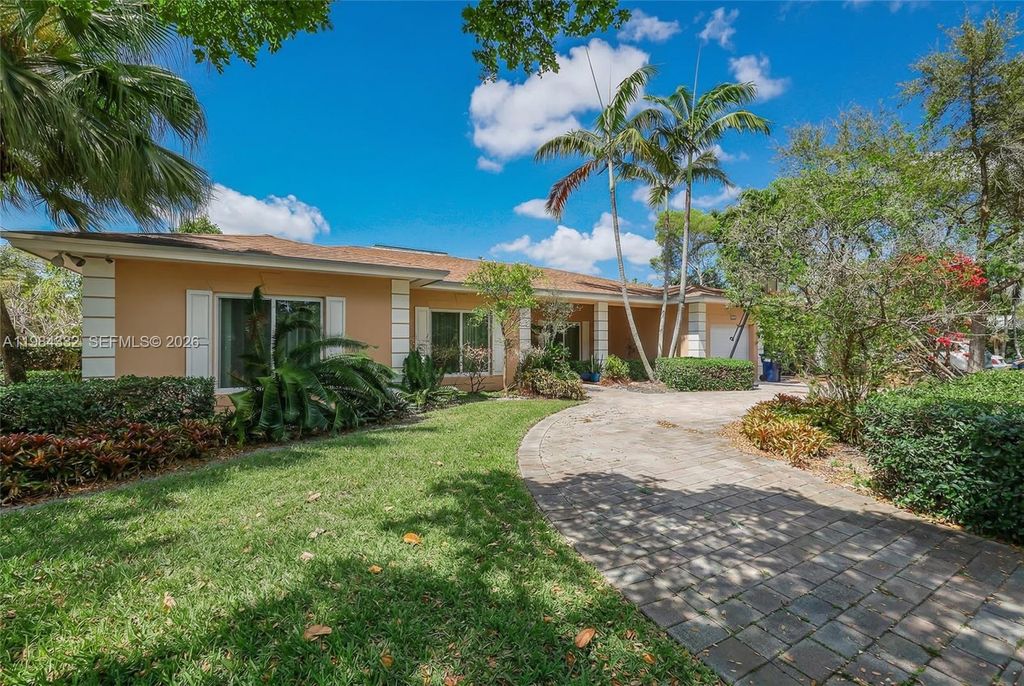 1800 Miami Springs Avenue, Miami Springs, FL 33166