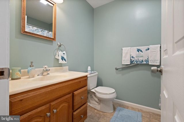 27 KETCH CT, Tuckerton, NJ 08087