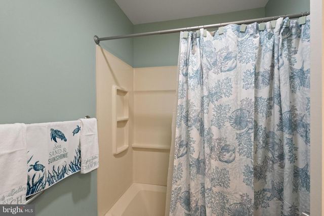 27 KETCH CT, Tuckerton, NJ 08087