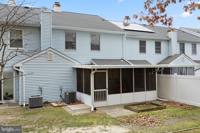 27 KETCH CT, Tuckerton, NJ 08087