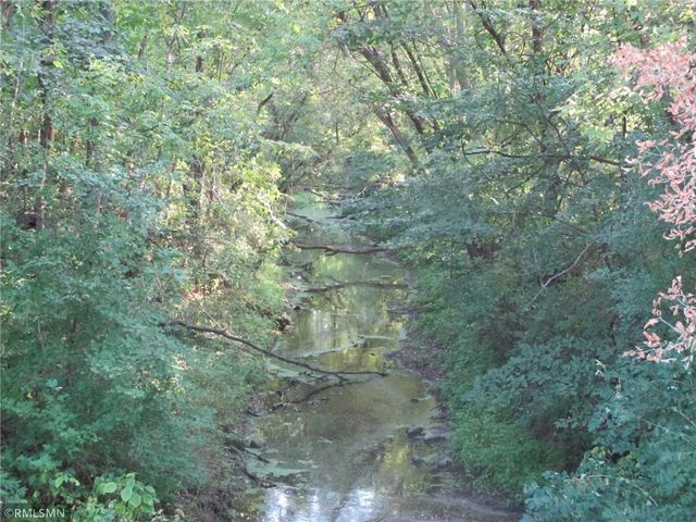 19516 Hampshire Court, Prior Lake, MN 55372