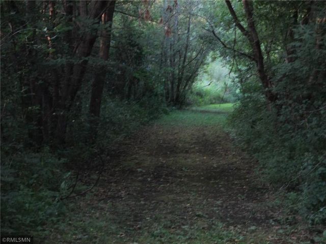 19516 Hampshire Court, Prior Lake, MN 55372