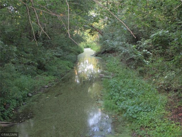 19516 Hampshire Court, Prior Lake, MN 55372