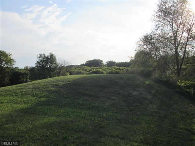 19516 Hampshire Court, Prior Lake, MN 55372