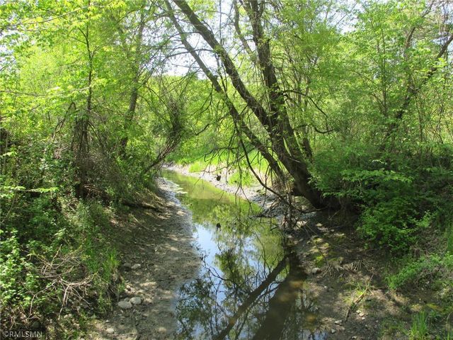 19516 Hampshire Court, Prior Lake, MN 55372