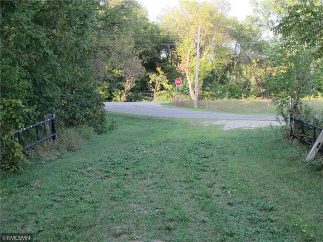 19516 Hampshire Court, Prior Lake, MN 55372