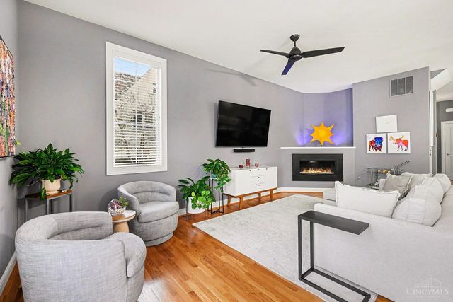 2734 Cleinview Avenue, Cincinnati, OH 45206