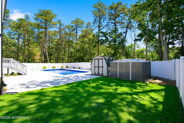 295 Coolidge Avenue, Bayville, NJ 08721