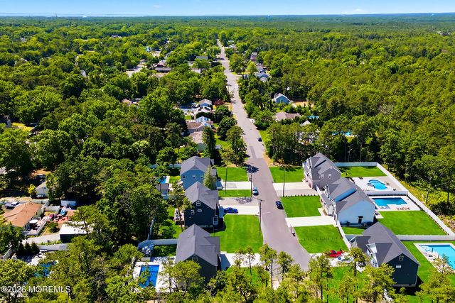 295 Coolidge Avenue, Bayville, NJ 08721
