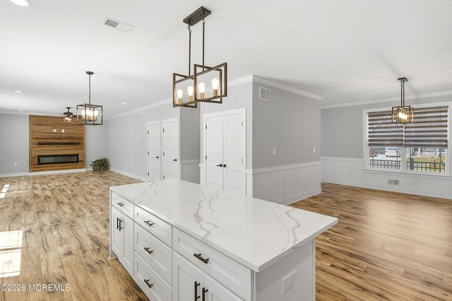 295 Coolidge Avenue, Bayville, NJ 08721