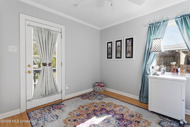 1409 Porter Avenue, Ocean Springs, MS 39564