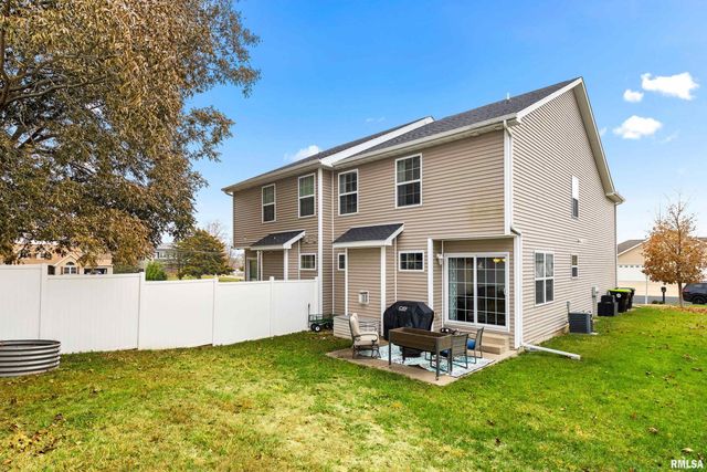 1107 DIXON Street, Washington, IL 61571