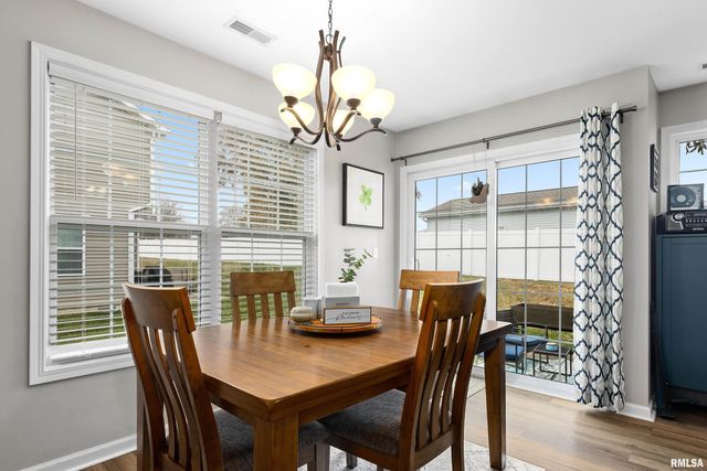 1107 DIXON Street, Washington, IL 61571