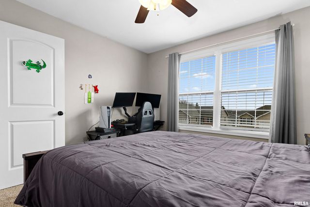 1107 DIXON Street, Washington, IL 61571