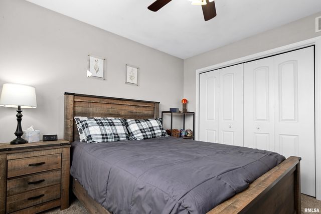 1107 DIXON Street, Washington, IL 61571