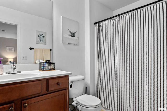 1107 DIXON Street, Washington, IL 61571