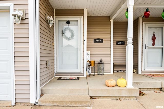 1107 DIXON Street, Washington, IL 61571