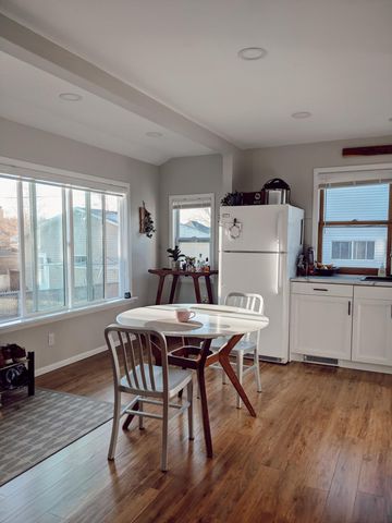 680 Juno Avenue, Saint Paul, MN 55102