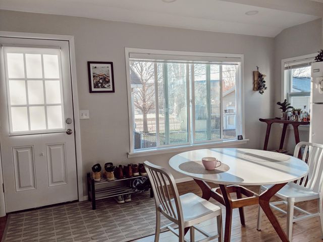 680 Juno Avenue, Saint Paul, MN 55102
