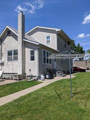 680 Juno Avenue, Saint Paul, MN 55102