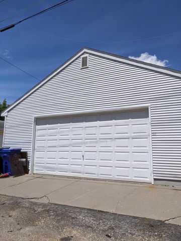 680 Juno Avenue, Saint Paul, MN 55102