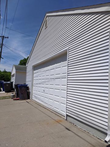680 Juno Avenue, Saint Paul, MN 55102