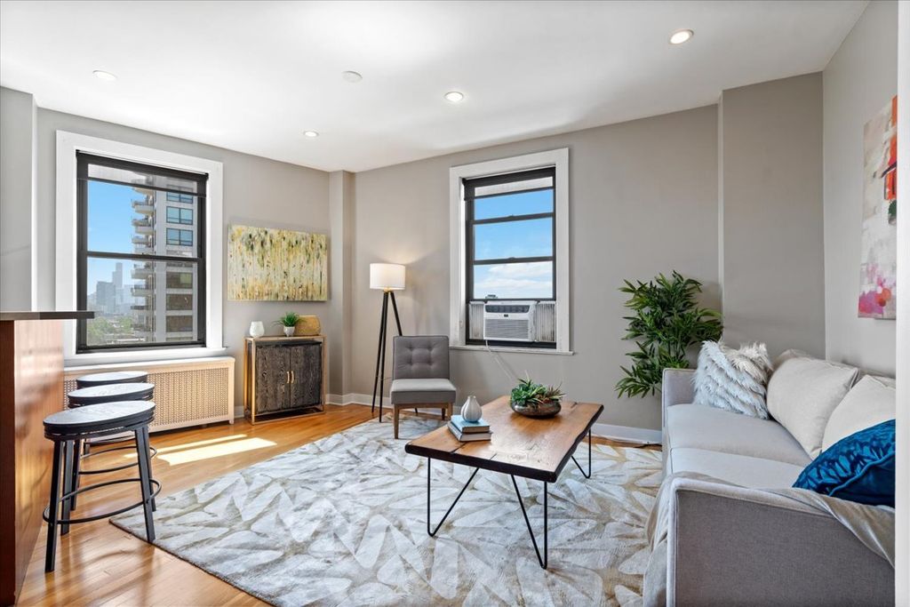 2000 N Lincoln Park West 1214, Chicago, IL 60614 — photo 5
