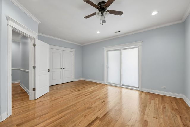 6454 N SACRAMENTO Avenue 1, Chicago, IL 60645