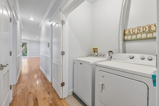 6454 N SACRAMENTO Avenue 1, Chicago, IL 60645