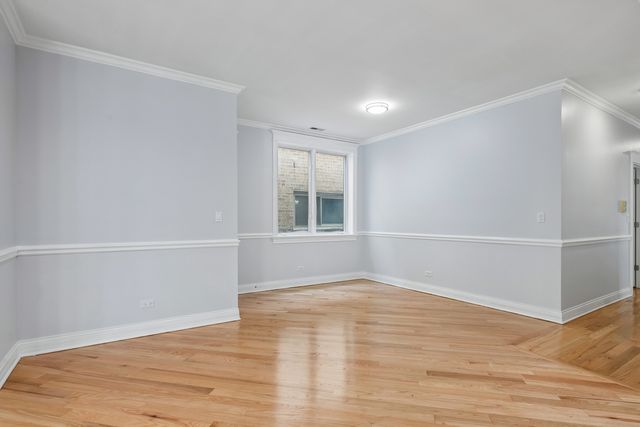6454 N SACRAMENTO Avenue 1, Chicago, IL 60645