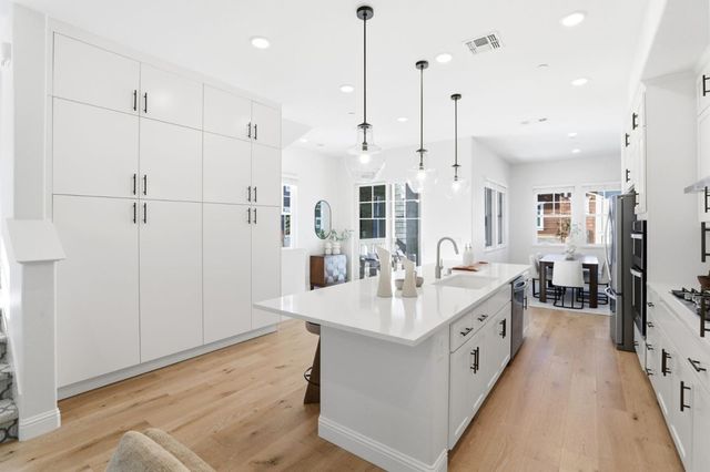 426 Encinal Avenue, Menlo Park, CA 94025