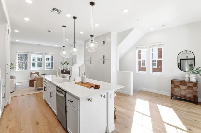 426 Encinal Avenue, Menlo Park, CA 94025