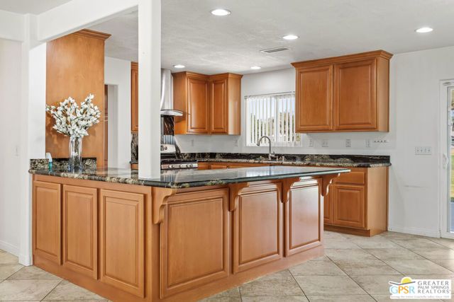 77180 Minnesota Avenue, Palm Desert, CA 92211
