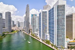 335 S Biscayne Blvd 1006, Miami, FL 33131