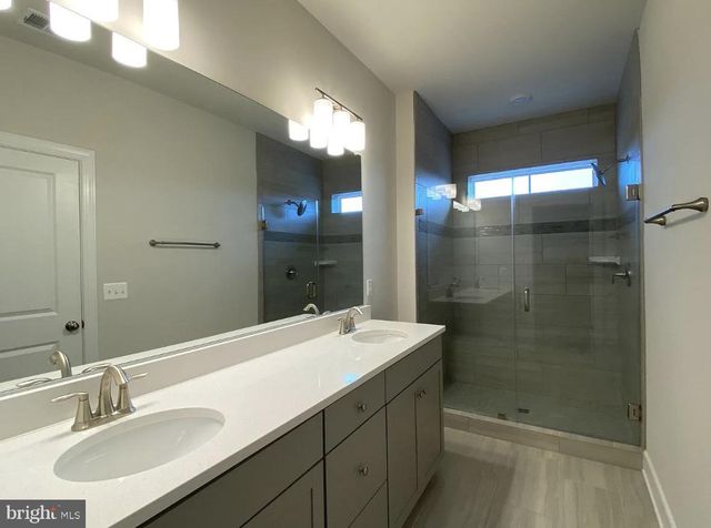 136 BLEEKER PL, Gaithersburg, MD 20878