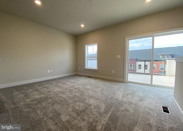 136 BLEEKER PL, Gaithersburg, MD 20878
