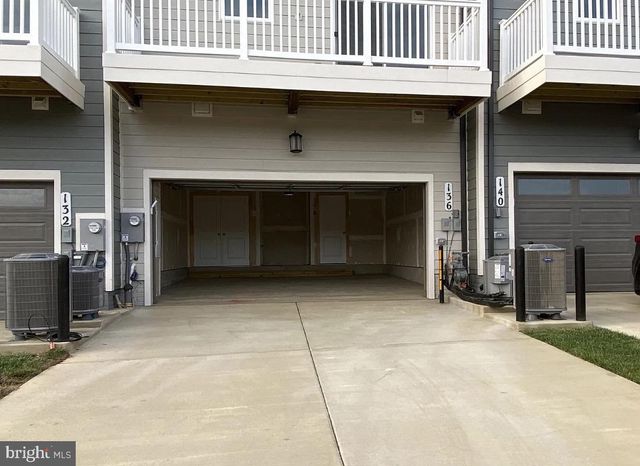 136 BLEEKER PL, Gaithersburg, MD 20878
