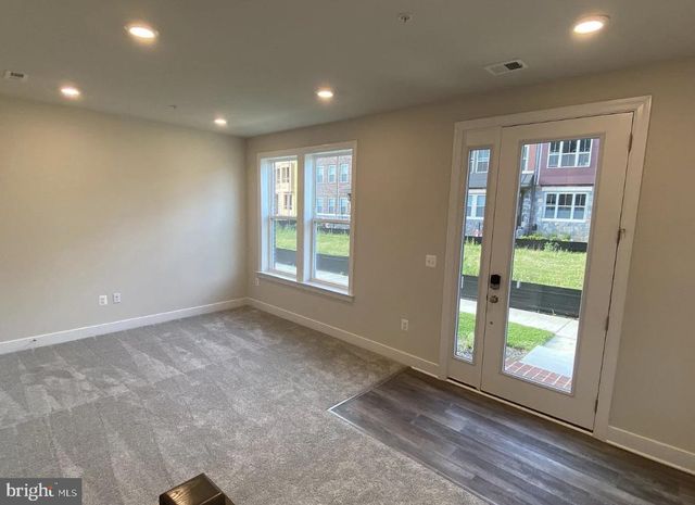 136 BLEEKER PL, Gaithersburg, MD 20878