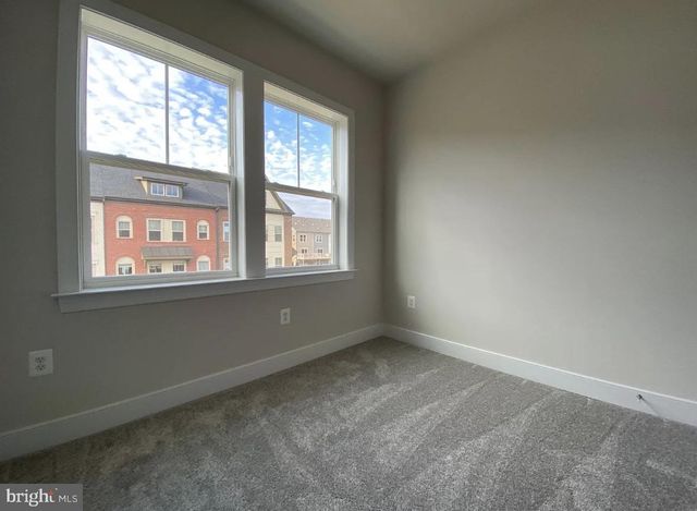 136 BLEEKER PL, Gaithersburg, MD 20878