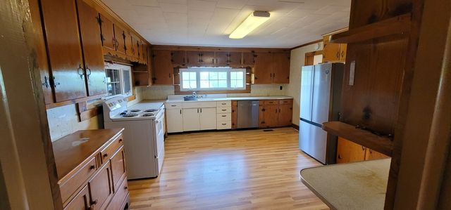 19 Turkey Scratch Rd, Spencer, TN 38585