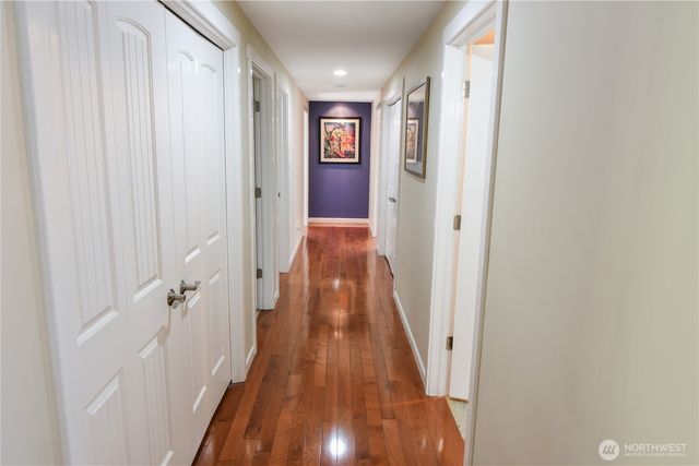 8435 NE 147th Place, Kenmore, WA 98028