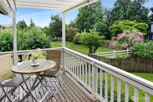 8435 NE 147th Place, Kenmore, WA 98028