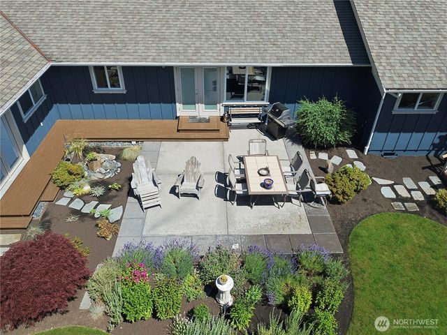 8435 NE 147th Place, Kenmore, WA 98028