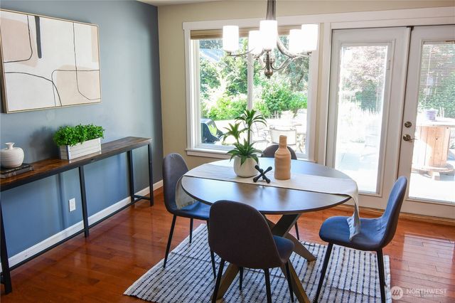 8435 NE 147th Place, Kenmore, WA 98028