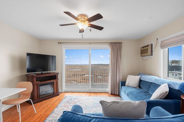 611 Ocean Blvd Unit 3, Hampton, NH 03038